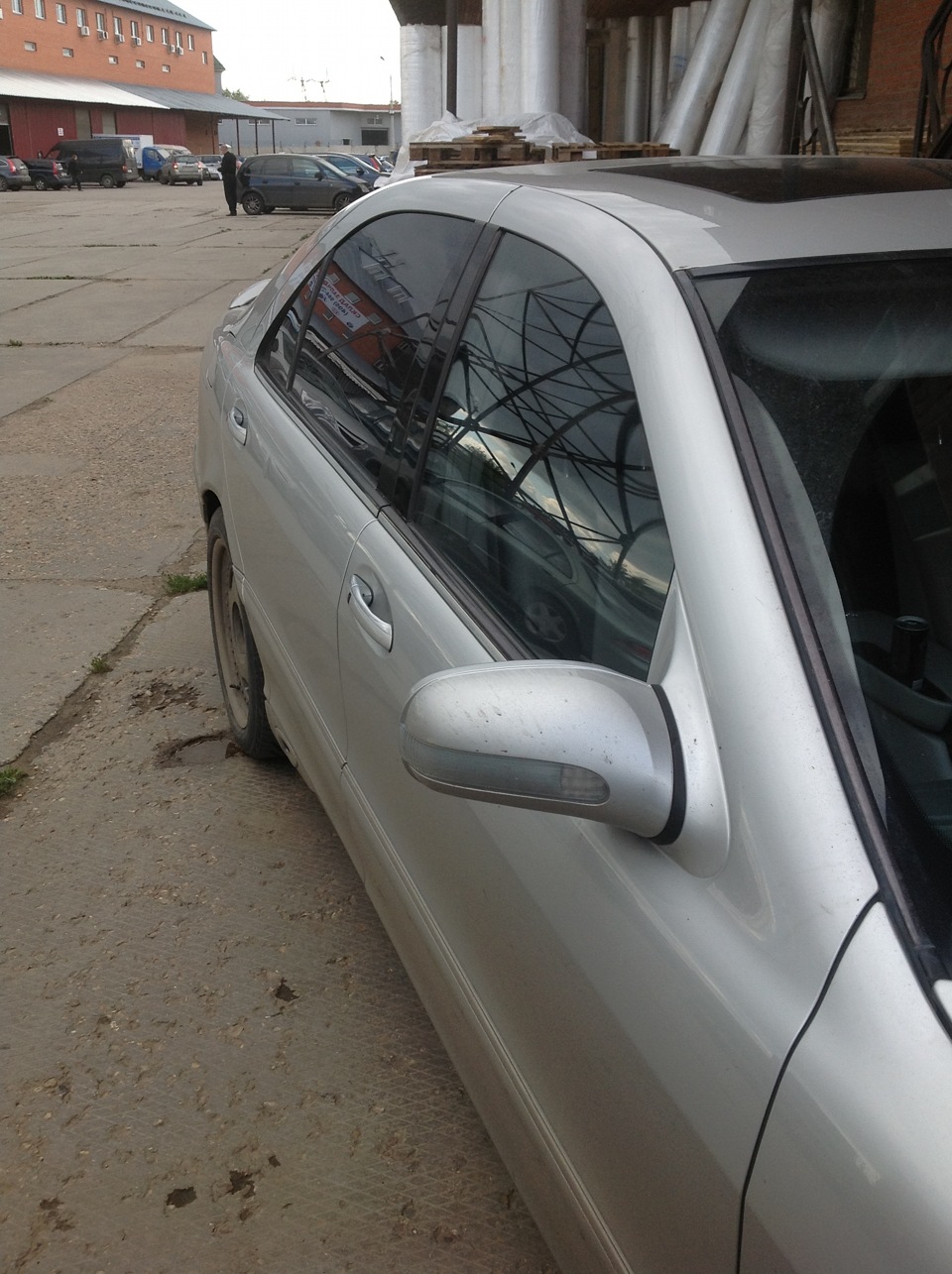Фото в бортжурнале Mercedes-Benz S-Class (W220)