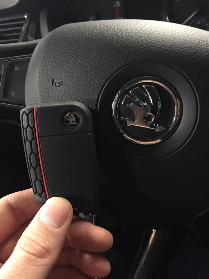 Модно — Skoda Rapid (1G)
