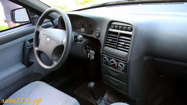 Салон автомобиля Богдан — Lada 21101