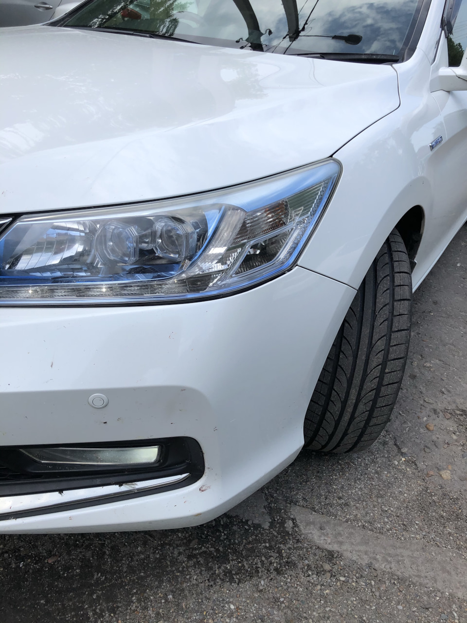 Красивый — Honda Accord Hybrid (9G)