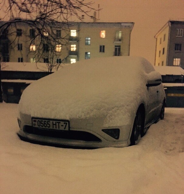 Не много снега) — Honda Civic Type R (3G)