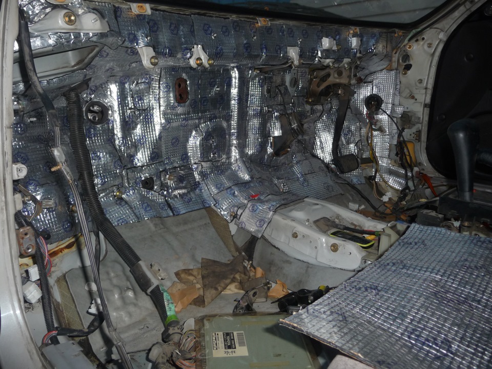 Фото в бортжурнале Toyota Carina ED (3G)