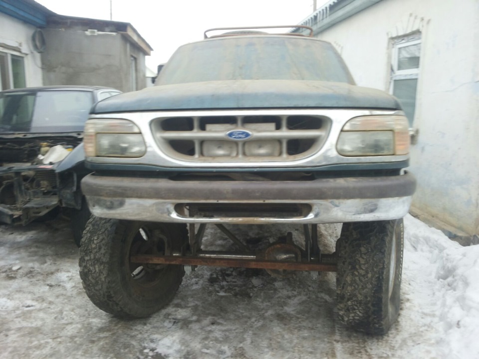 Фото в бортжурнале Ford Explorer (2G)