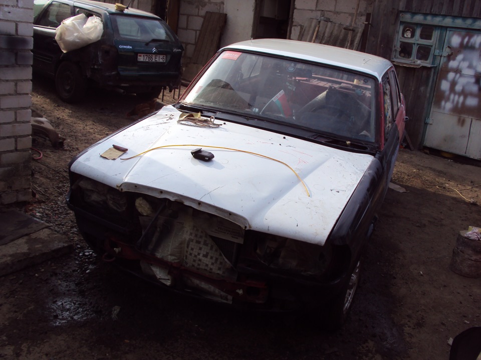 Фото в бортжурнале Mercedes-Benz W123