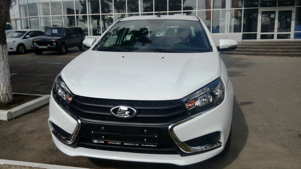 Lada Vesta