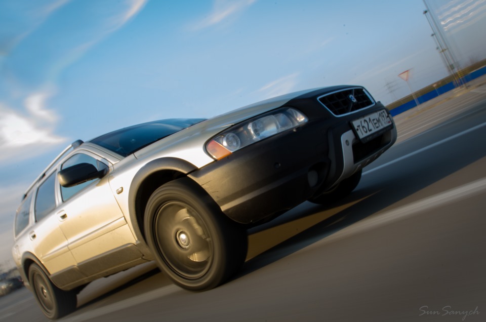 Помчали — Volvo XC70 II