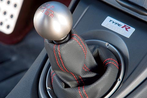выглядит лучше — Honda Civic Hatchback (8G)