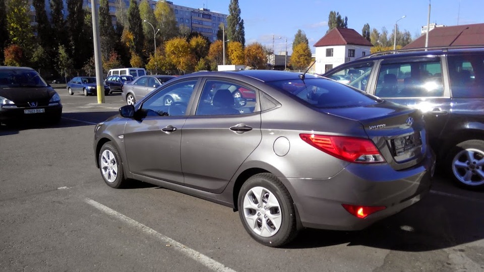 Photo from the logbook Hyundai Solaris (1G). Found on photo: P7803