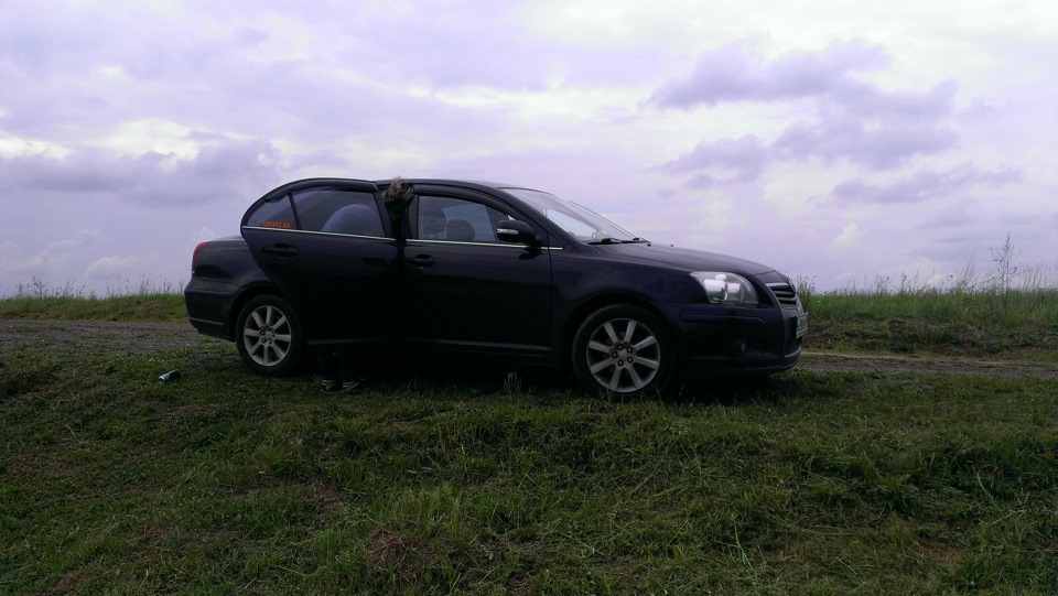 Фото в бортжурнале Toyota Avensis II
