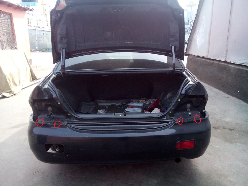 Открутил 4 болта — Mitsubishi Lancer IX