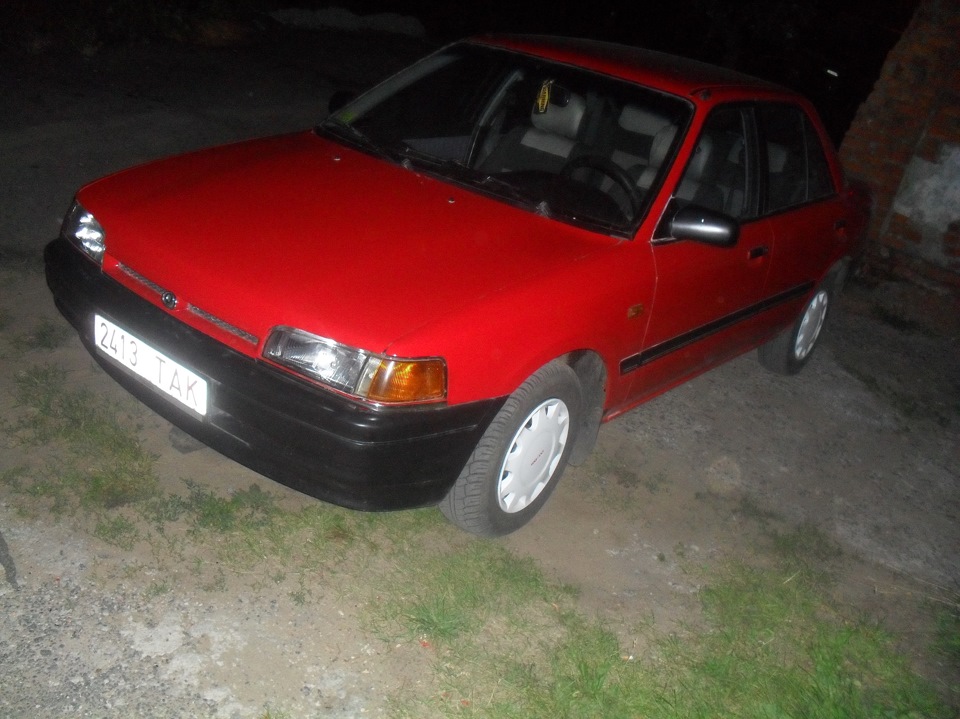 маська)) — Mazda 323 IV