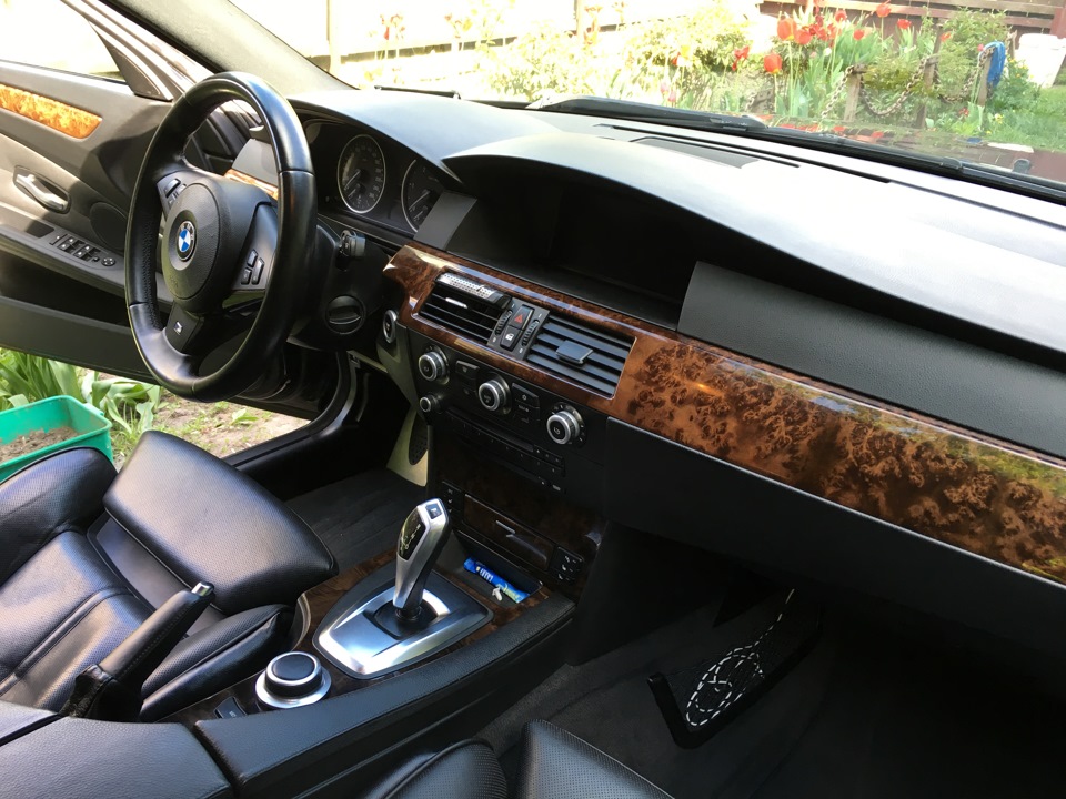 Фото в бортжурнале BMW 5 series (E60)