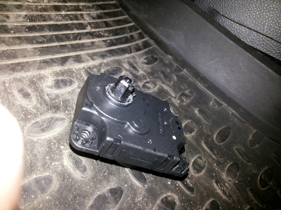 Фото в бортжурнале Nissan Qashqai (2G)