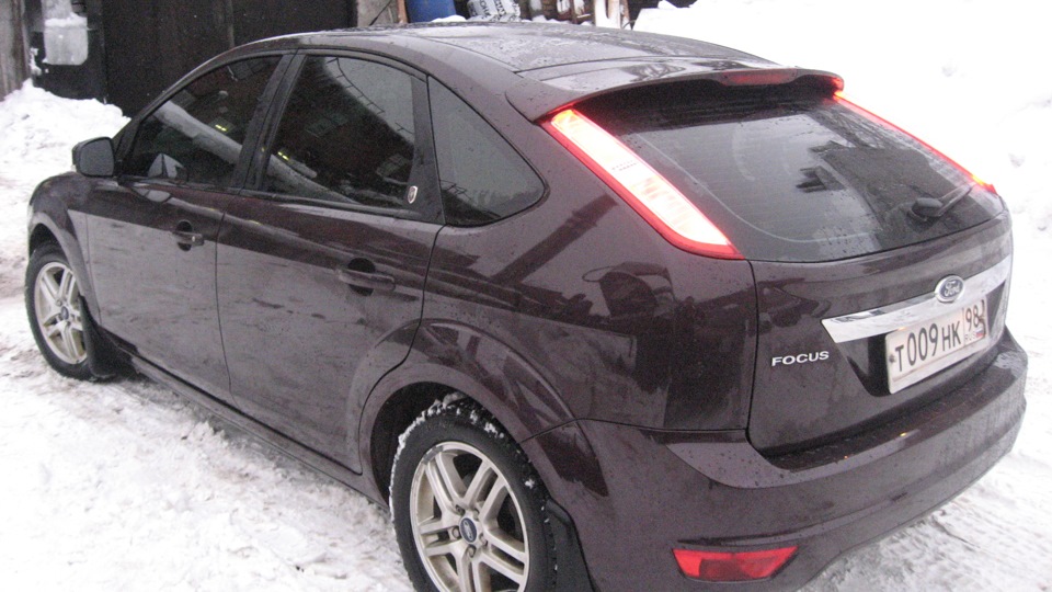 Ford Focus Hatchback 1.8 SE (европа)