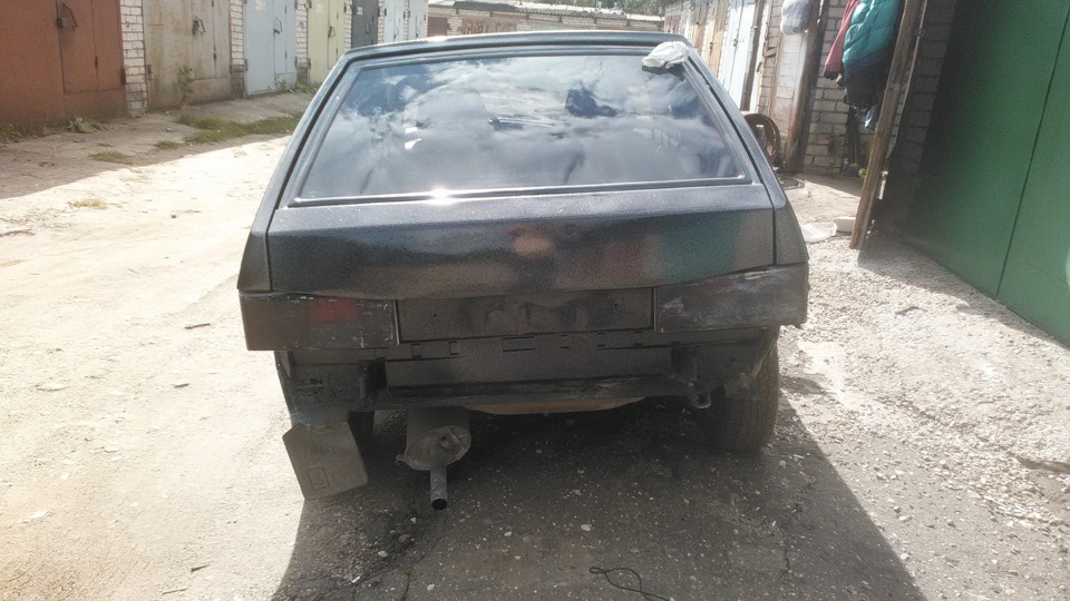 Наш bad boy — Lada 21093