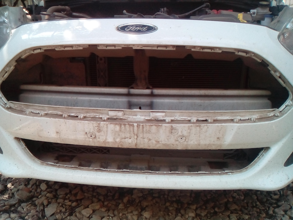 Фото в бортжурнале Ford Fiesta (Mk VI)