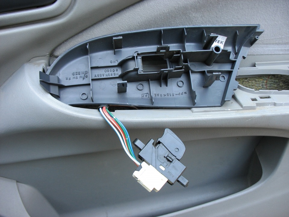 Фото в бортжурнале Nissan Almera II (N16)