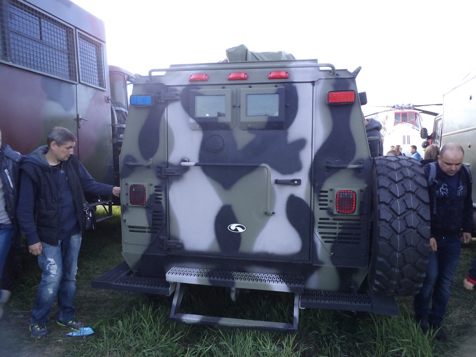 Попа Спартана. — Renault Logan MCV
