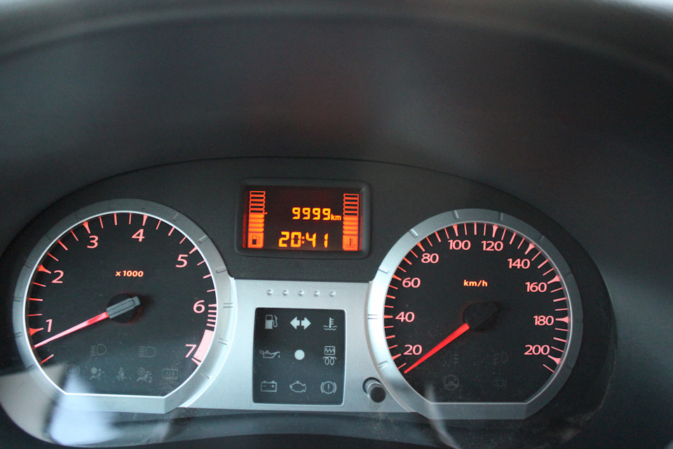18 — Lada Ларгус