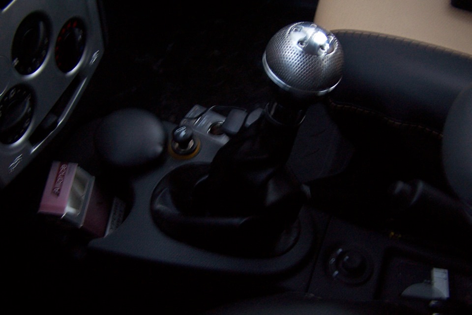 Фото в бортжурнале Renault Logan (1G)