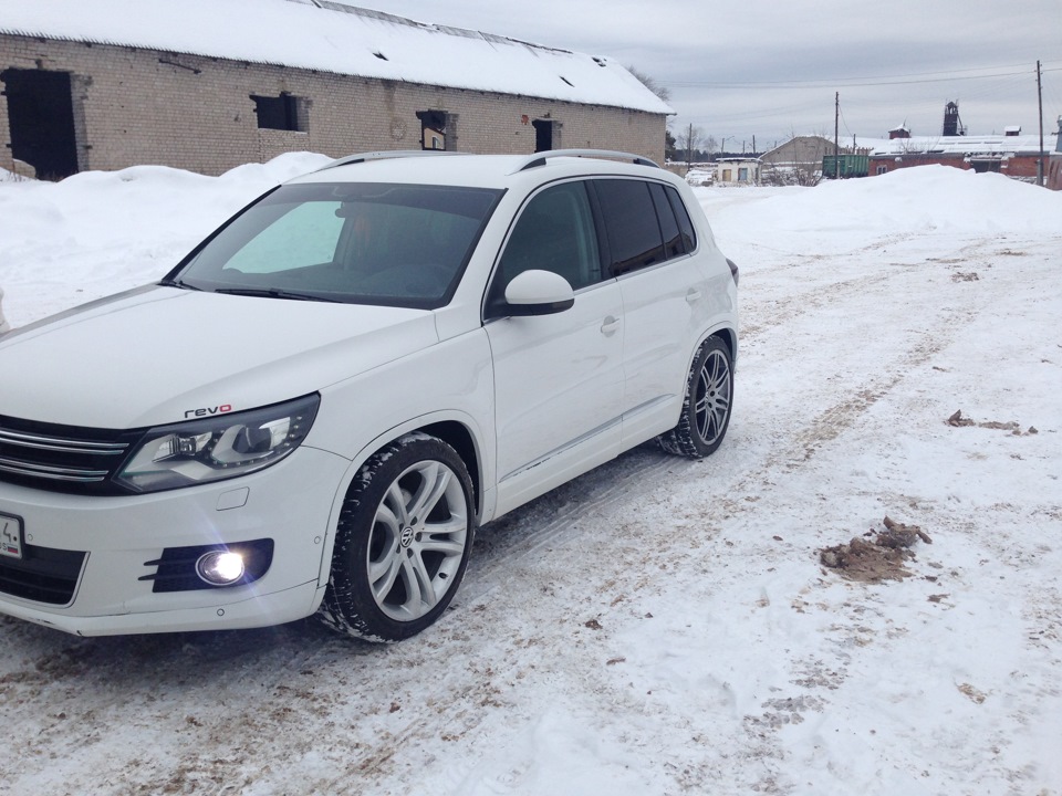 Фото в бортжурнале Volkswagen Tiguan (1G)