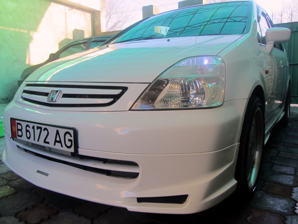 Фото в бортжурнале Honda Stream (RN1-5)