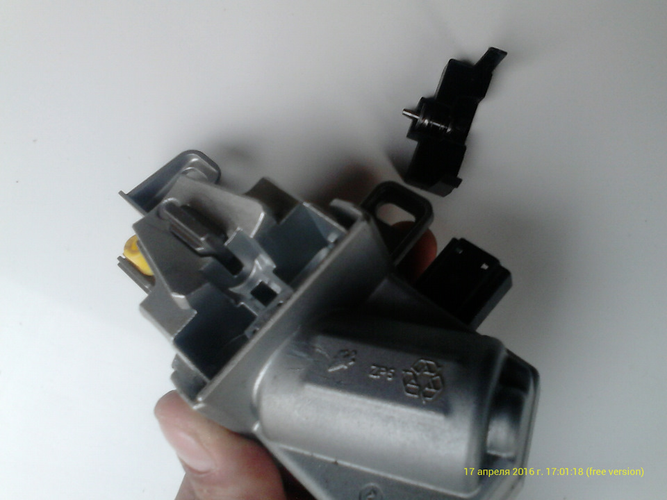 Фото в бортжурнале Volvo S40 (2G)
