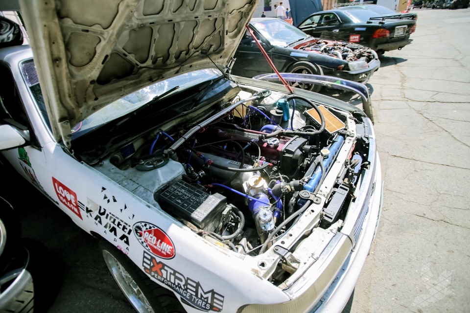 Фото в бортжурнале Nissan Laurel (C34)
