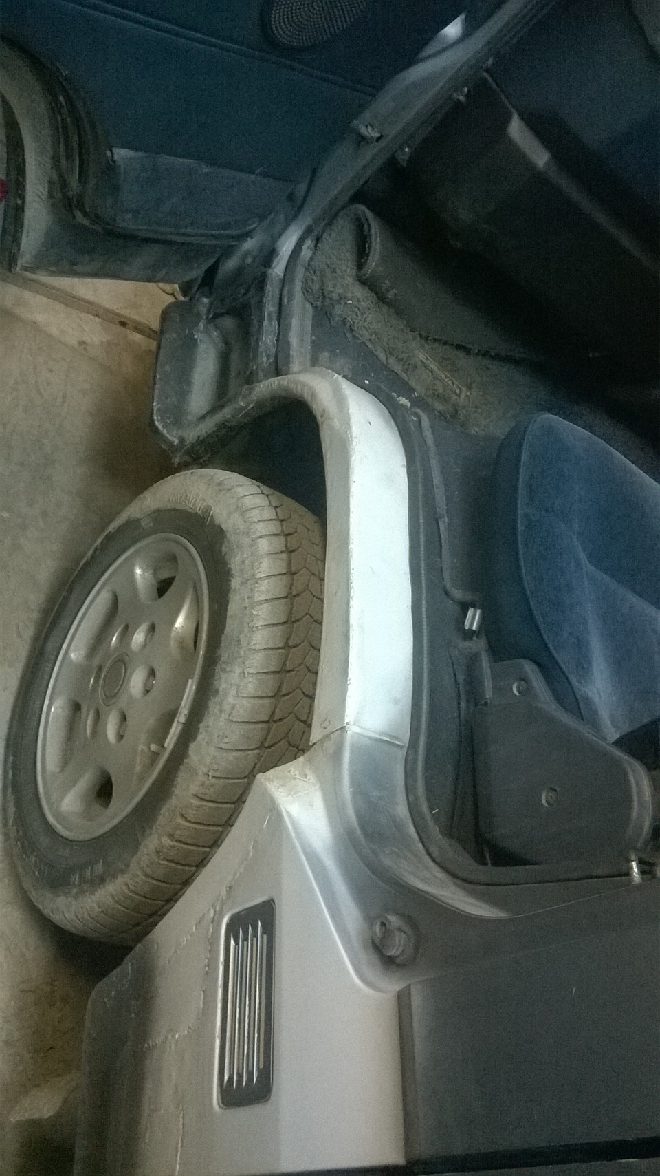 Фото в бортжурнале Nissan Caravan (3G)