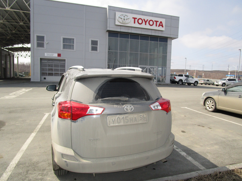 Фото в бортжурнале Toyota RAV4 (IV)