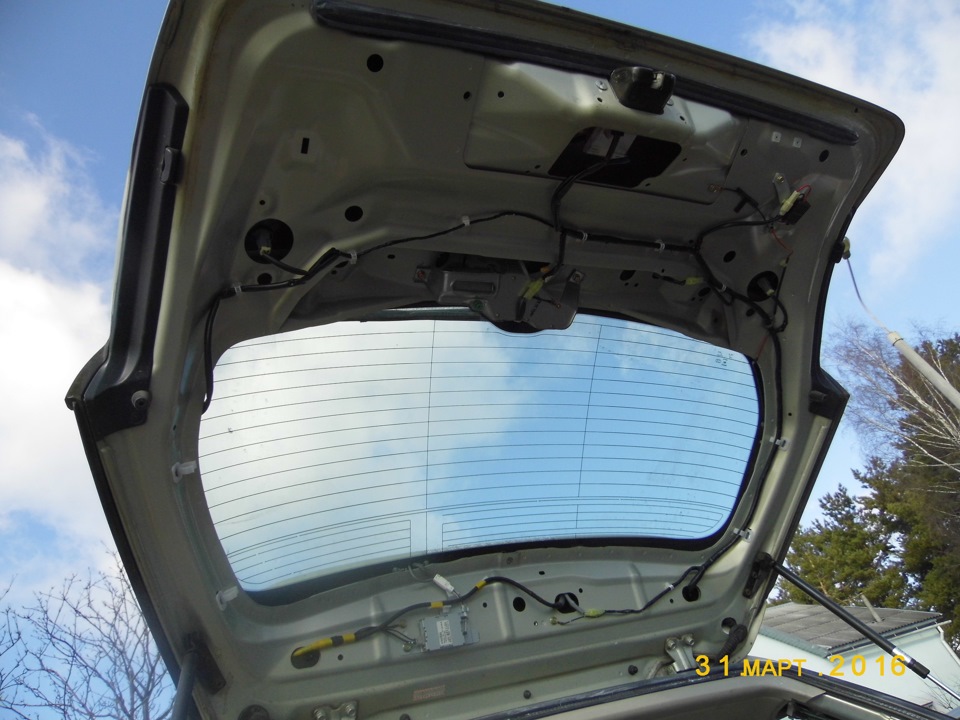 крышка багажника — Subaru Outback (BP)