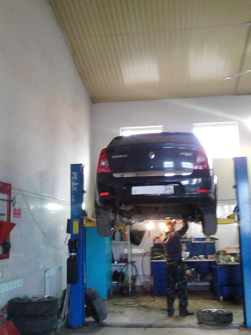 Фото в бортжурнале Renault Logan (1G)