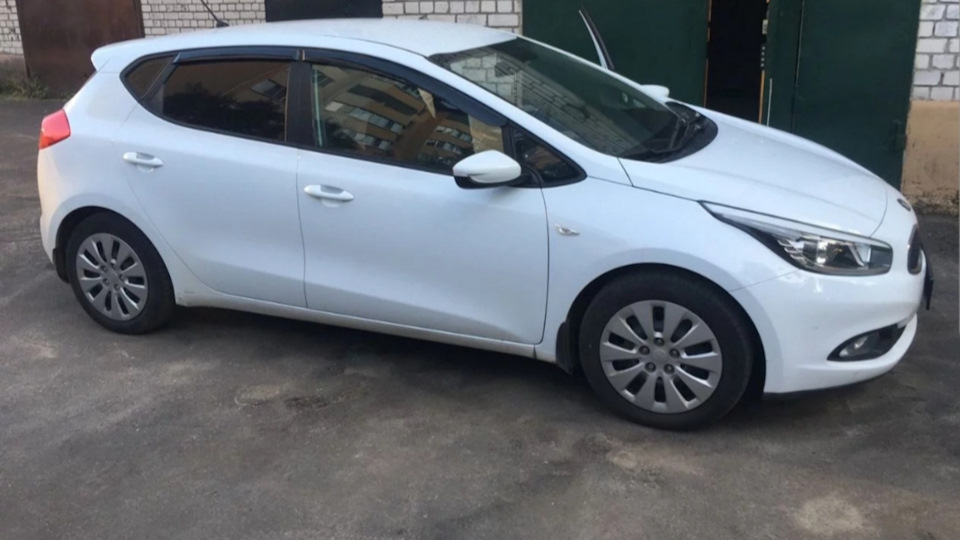 KIA Ceed "снеговичок"
