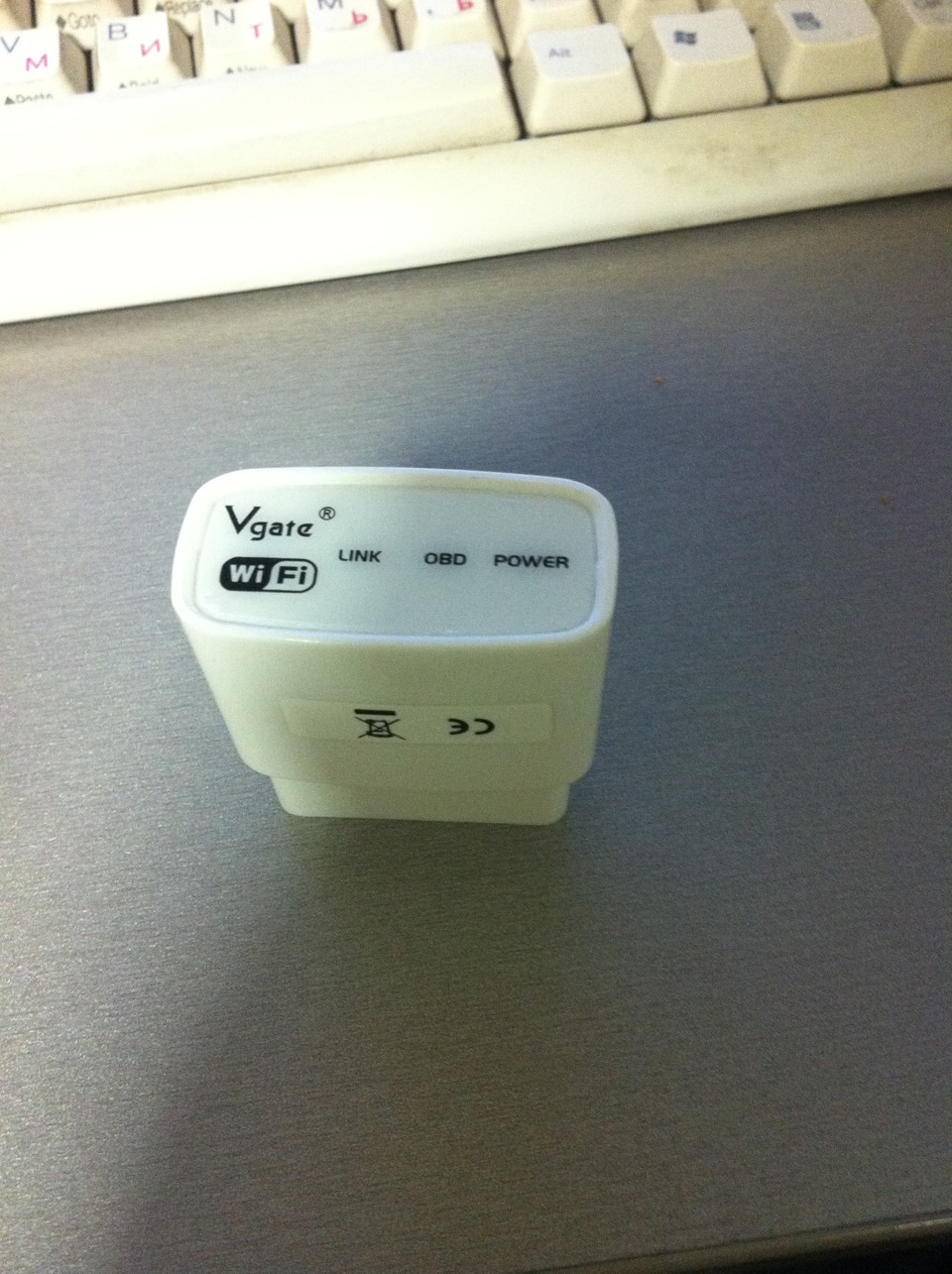 Спецциально искал не черный! Был черный только USB, прожил у меня пол дня… Черный китай, ээто пишет канада, хотя мне кажется и это китай, только более качественный)) — Ford Mondeo IV