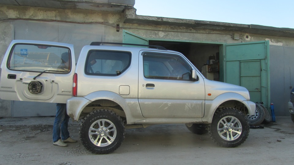 Фото в бортжурнале Suzuki Jimny (1G)