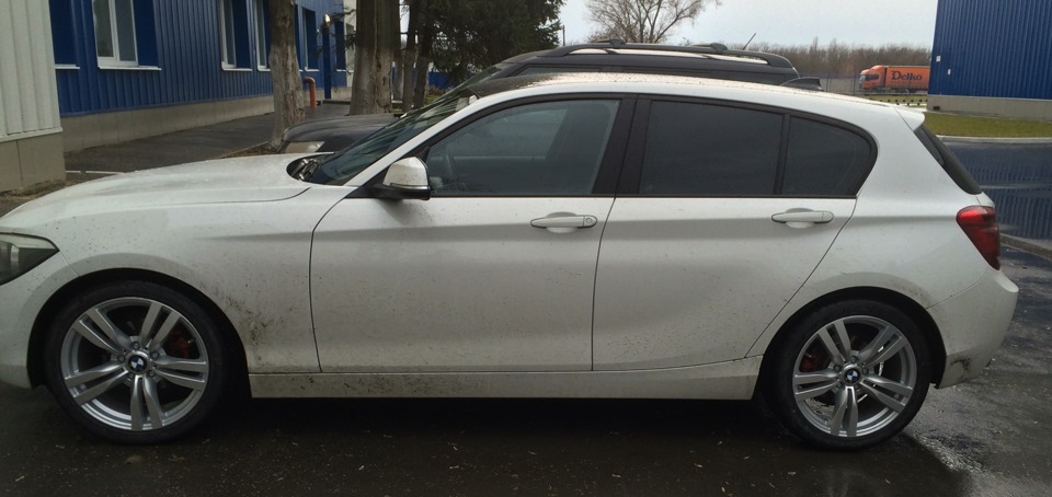 235/40 перед и 245/40 зад — BMW 1 series (F20)