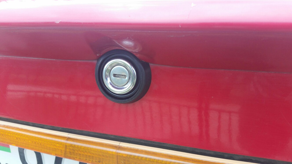 Photo from the logbook Audi 90 (B2)