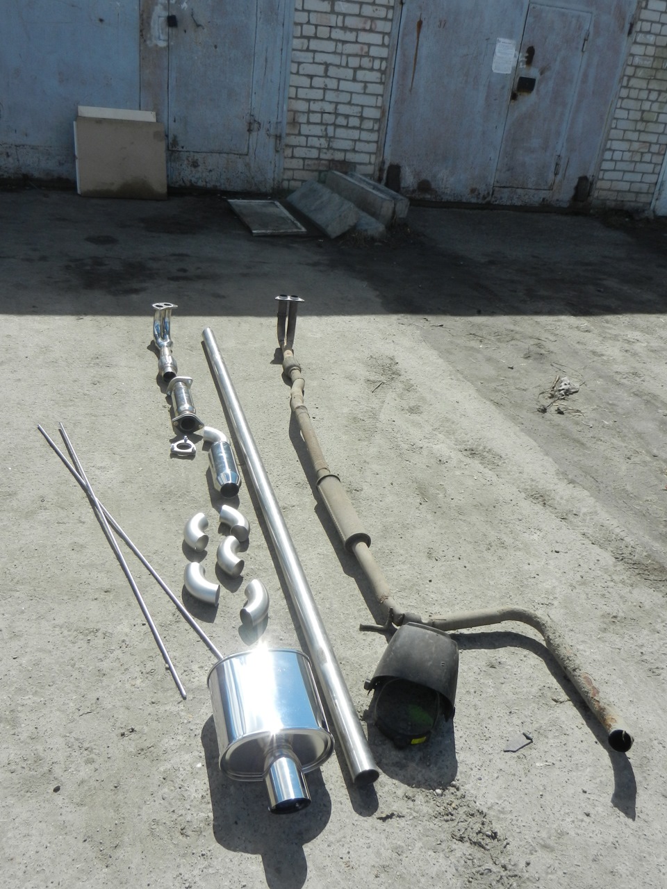 Фото в бортжурнале Nissan Almera I (N15)
