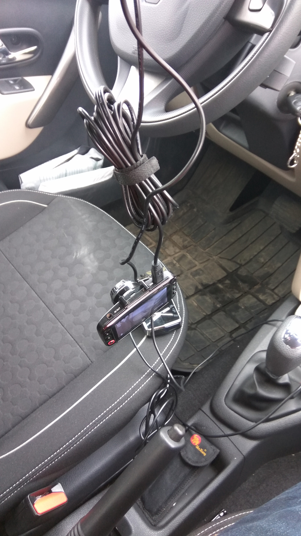 Photo from the logbook Renault Logan (2G)