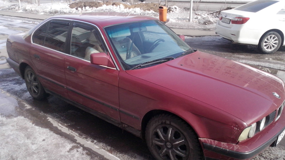 BMW 5 series Красный металик