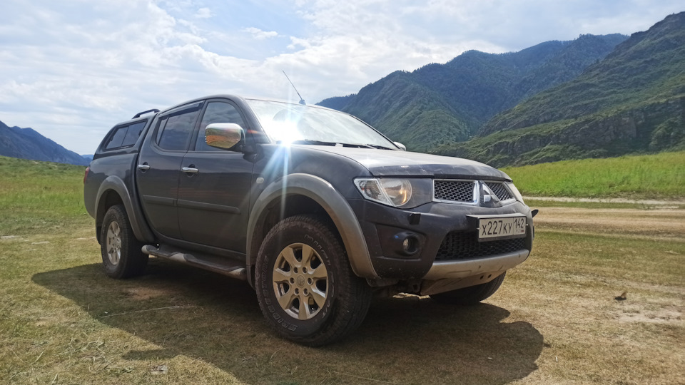 Mitsubishi L200 2.5 DI-D 4WD