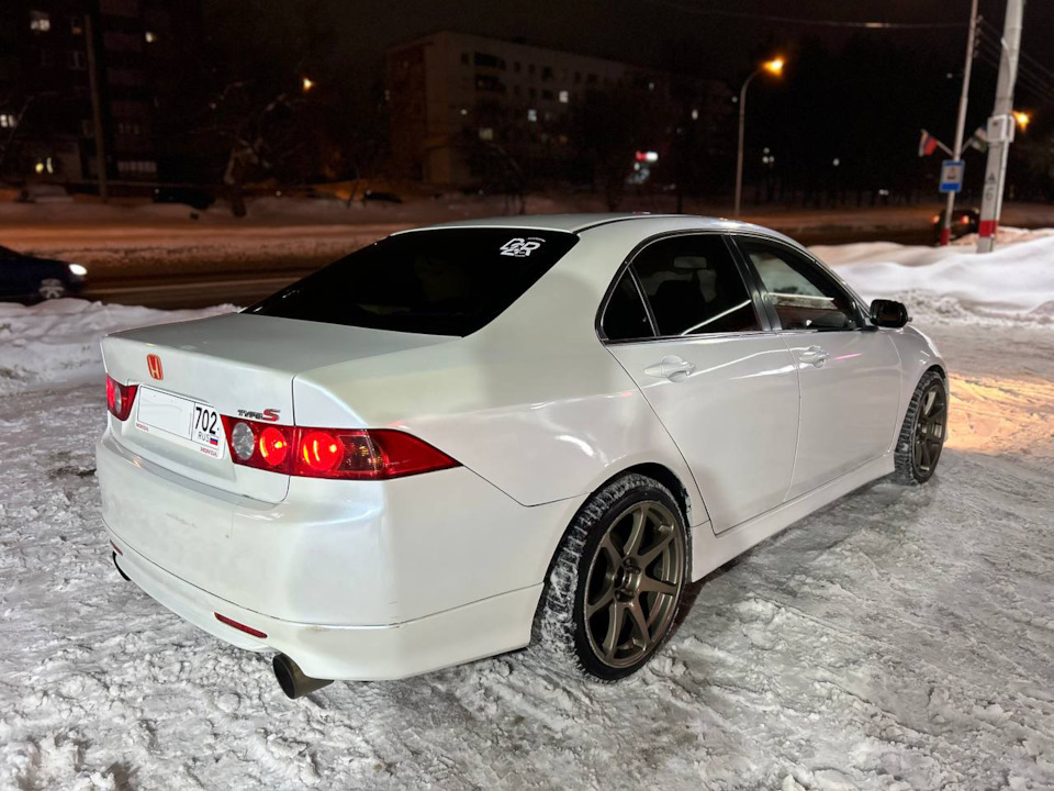 Март 2023 — Honda Accord (7G)