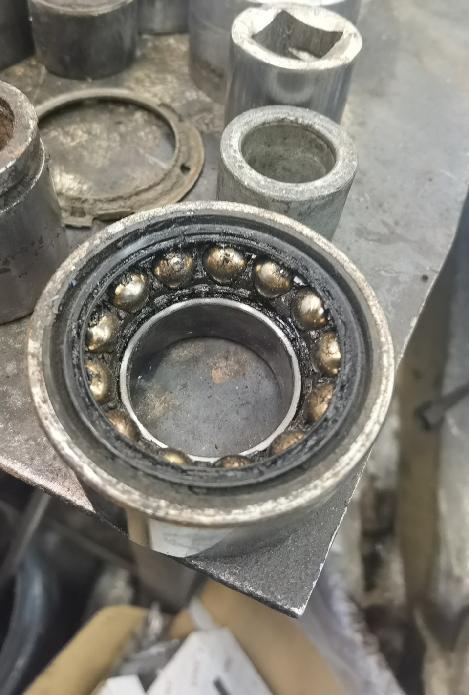 Фото в бортжурнале Nissan Micra (K12)