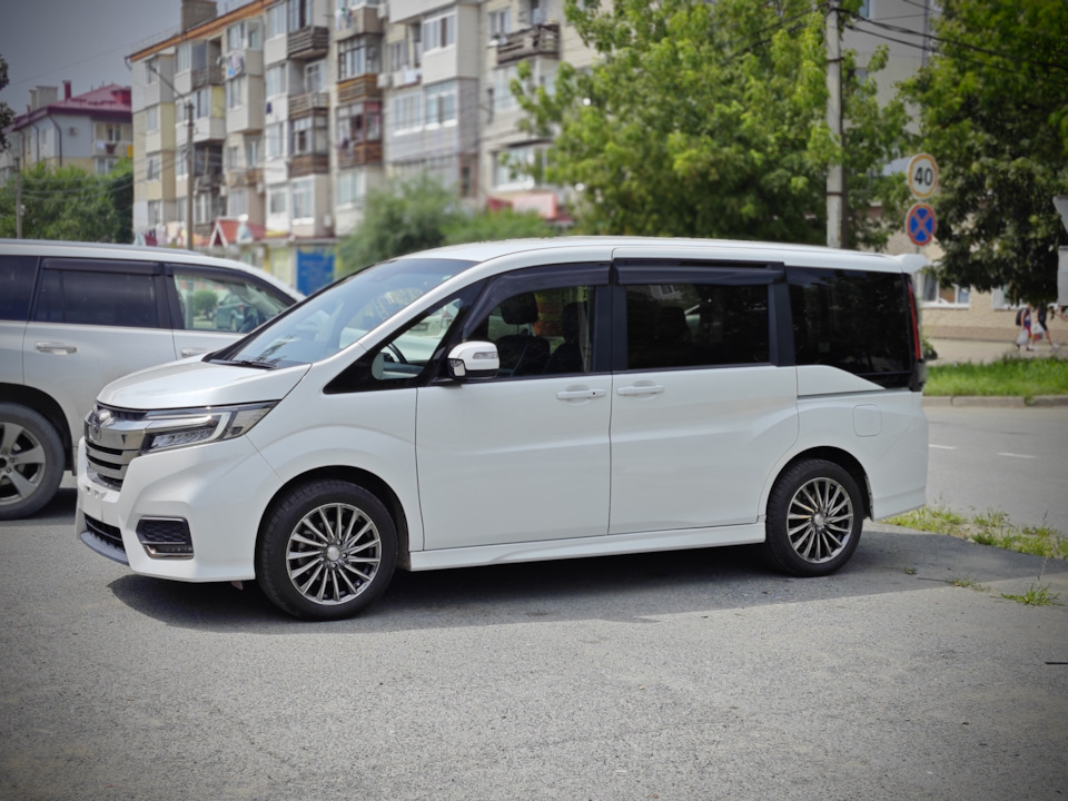 Фото в бортжурнале Honda Stepwgn (5G)