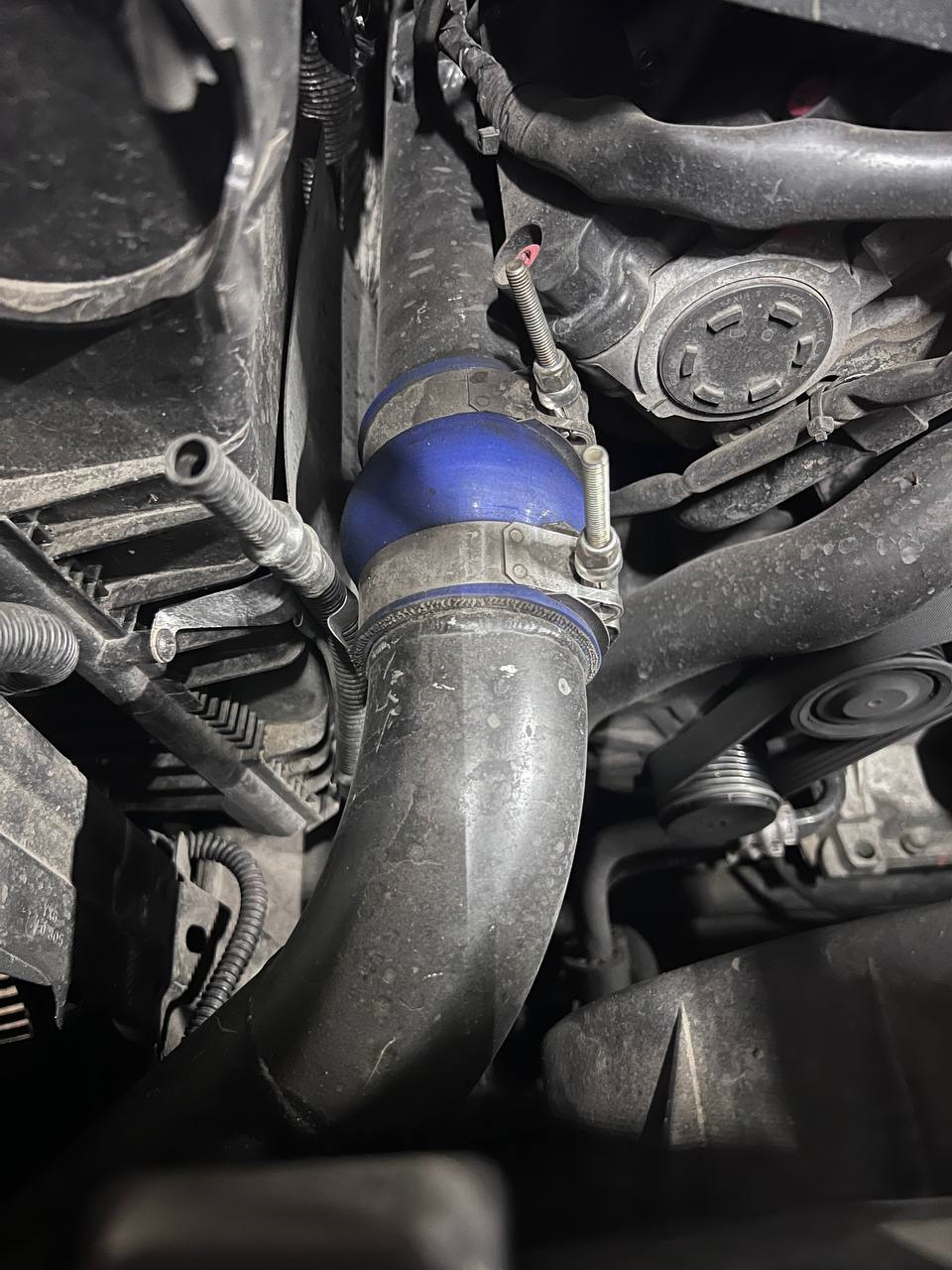 Фото в бортжурнале Volkswagen Touareg (1G)