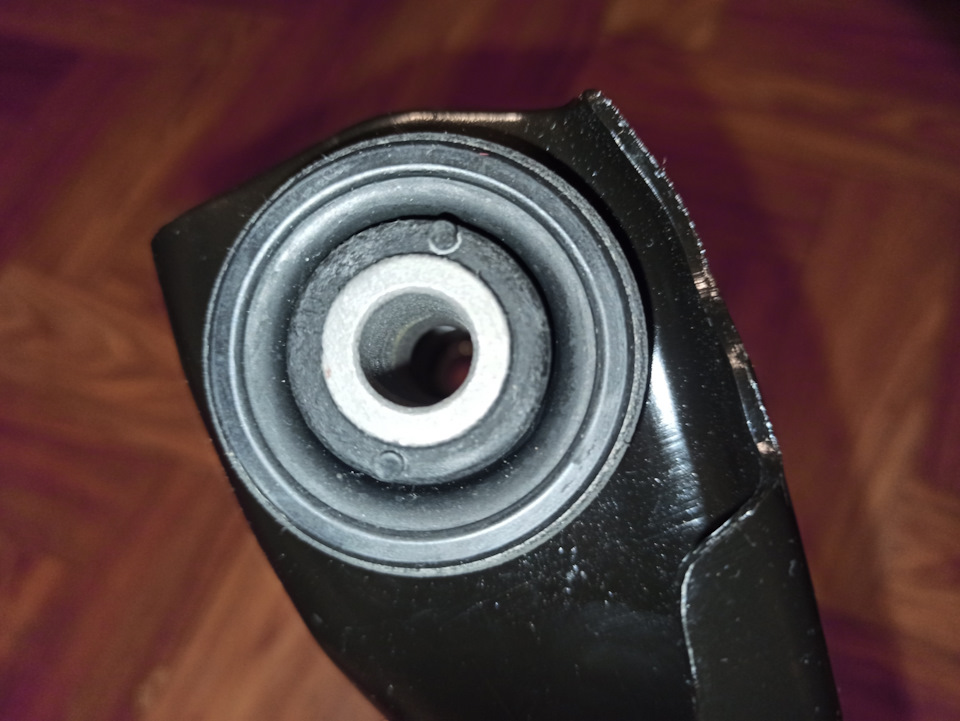 Фото в бортжурнале Renault Logan (1G)