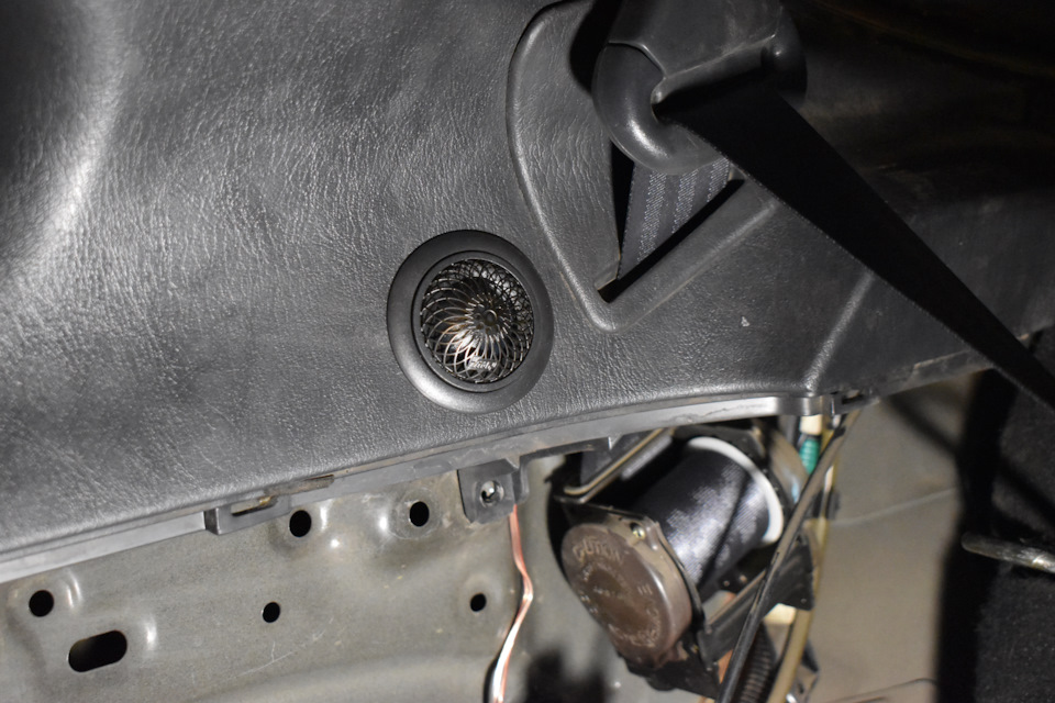 №93 ▻ Компонентная акустика / AMP PRO X 6.5 v3 — Toyota Celica