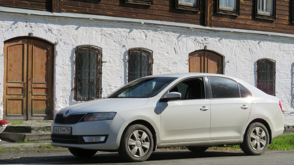 Skoda Rapid Sněhurka