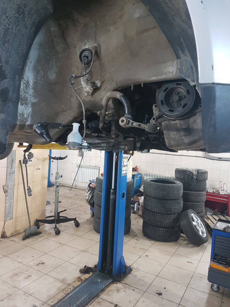 Подрамник на месте — Volkswagen Golf Variant (Mk4)
