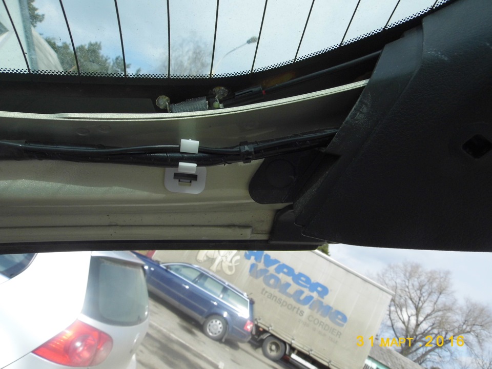 клипса в стойке под накладкой — Subaru Outback (BP)